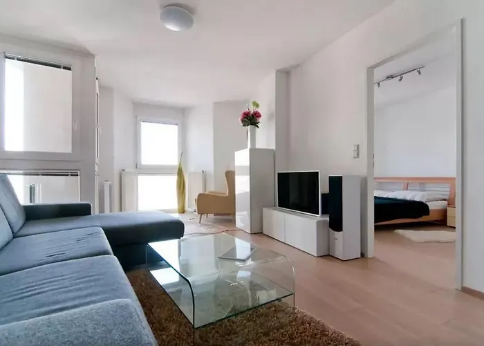 Cosy In Perfect Location